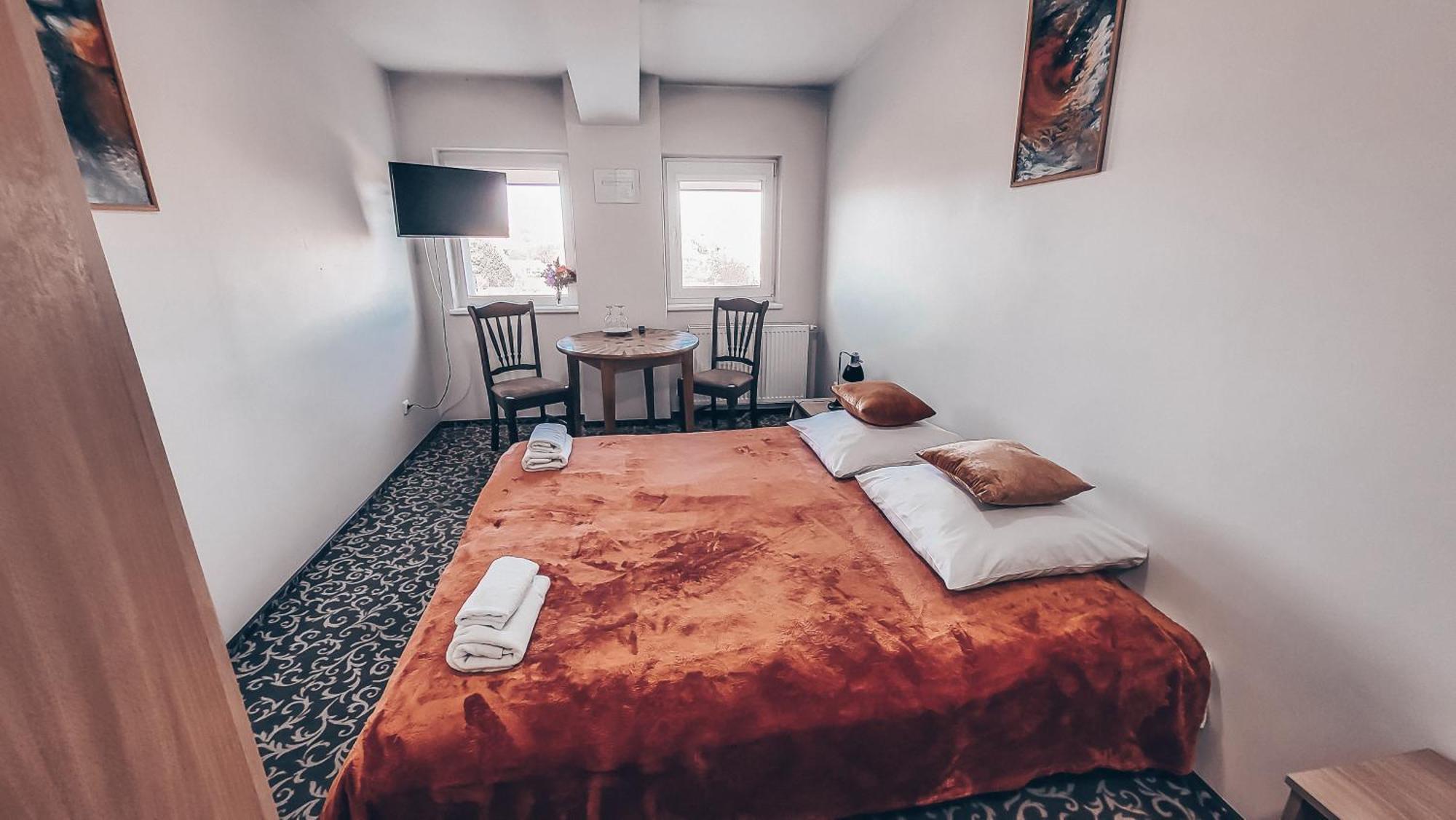 Pervaza Hotel Panevezys Ngoại thất bức ảnh