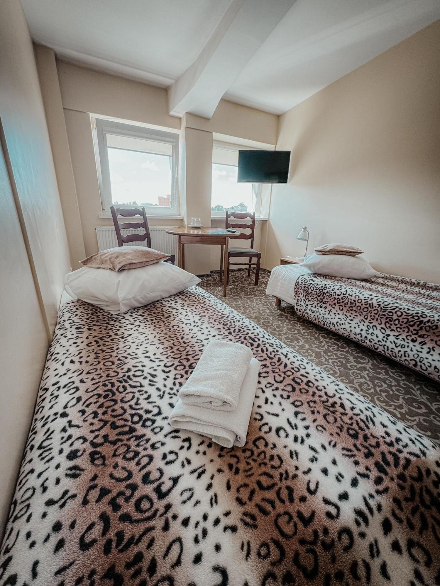 Pervaza Hotel Panevezys Ngoại thất bức ảnh