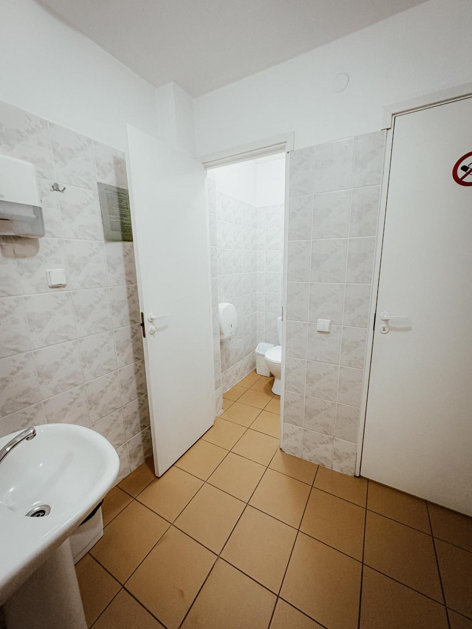 Pervaza Hotel Panevezys Phòng bức ảnh