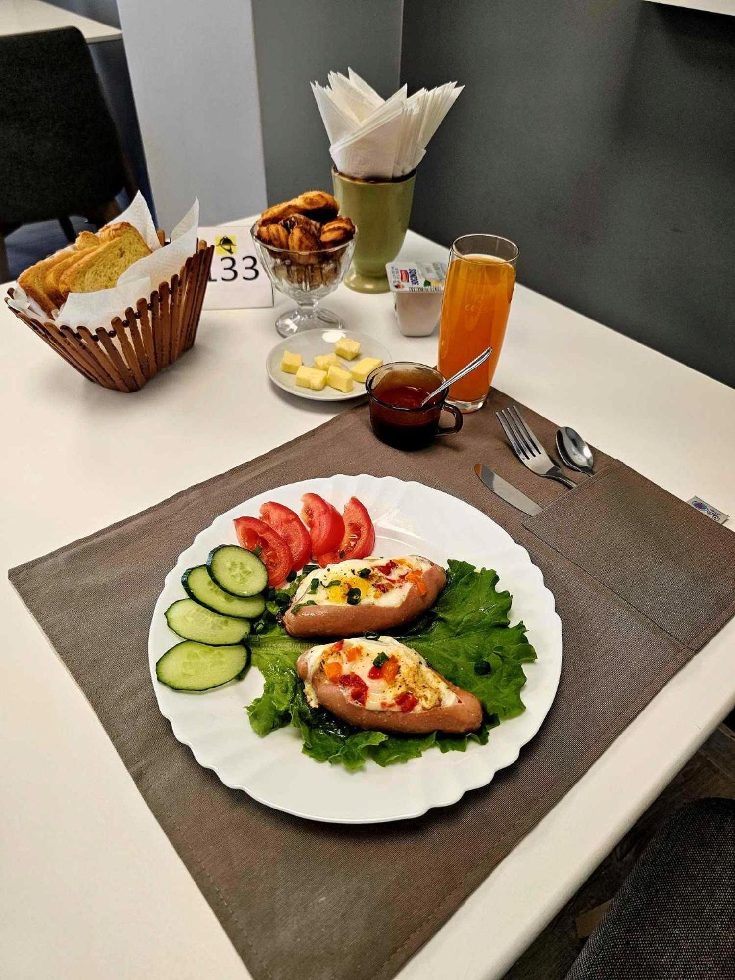 Pervaza Hotel Panevezys Ngoại thất bức ảnh