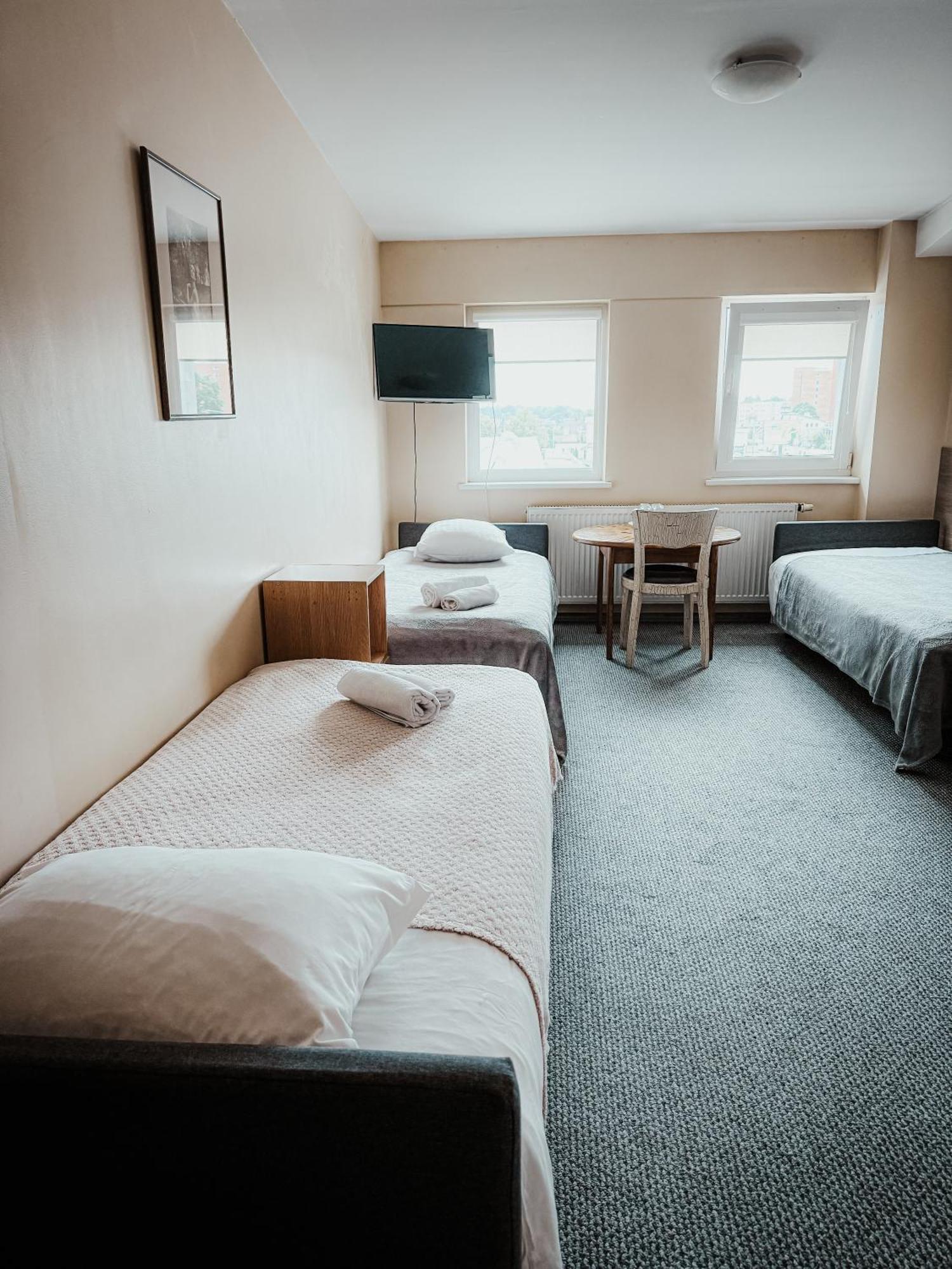 Pervaza Hotel Panevezys Ngoại thất bức ảnh