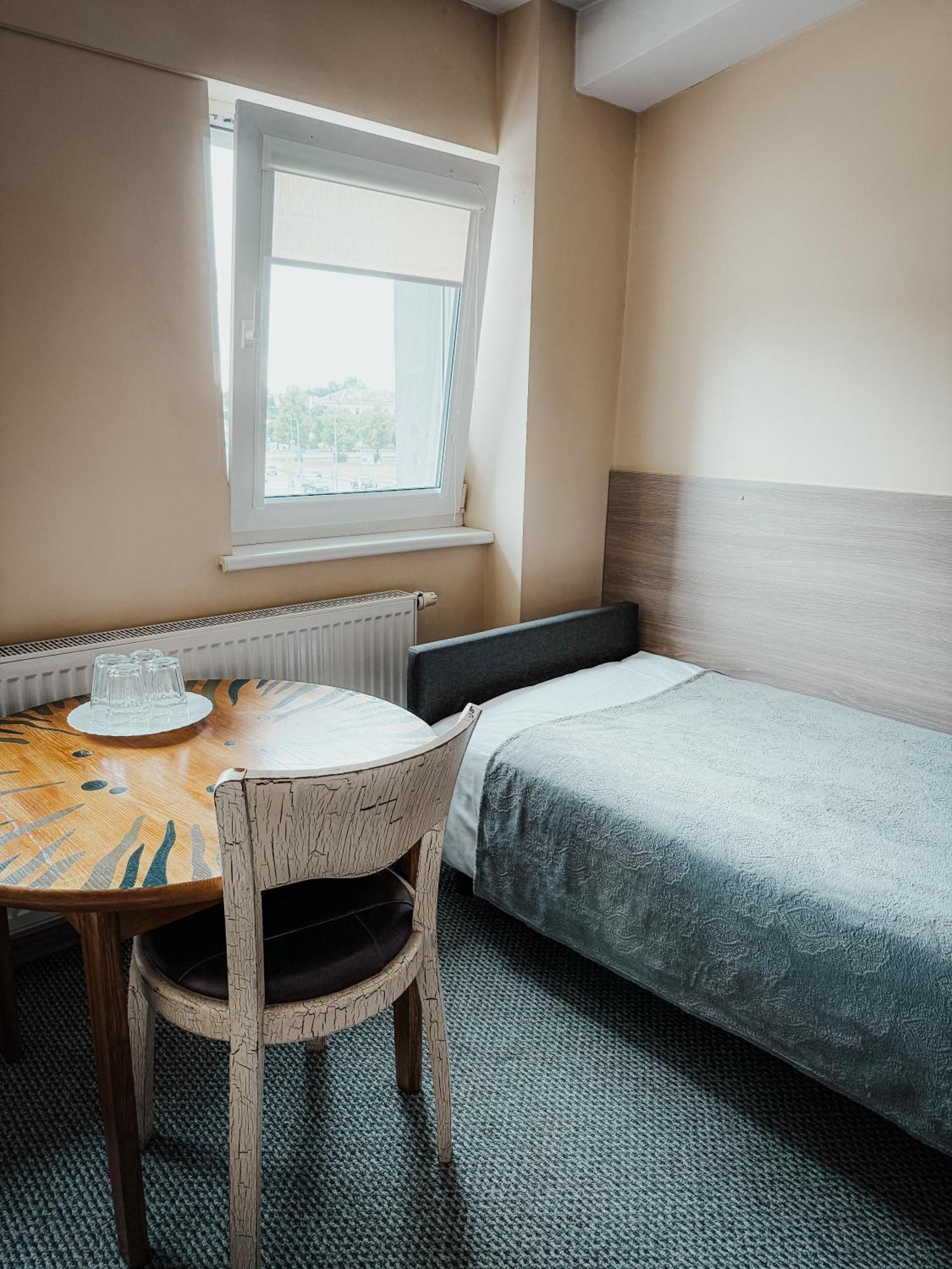 Pervaza Hotel Panevezys Ngoại thất bức ảnh